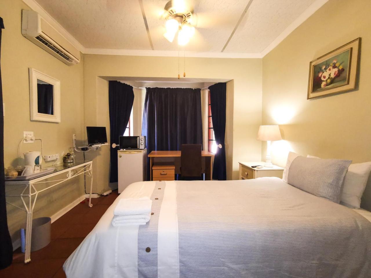 Loerie Guesthouse Hoedspruit Exterior foto